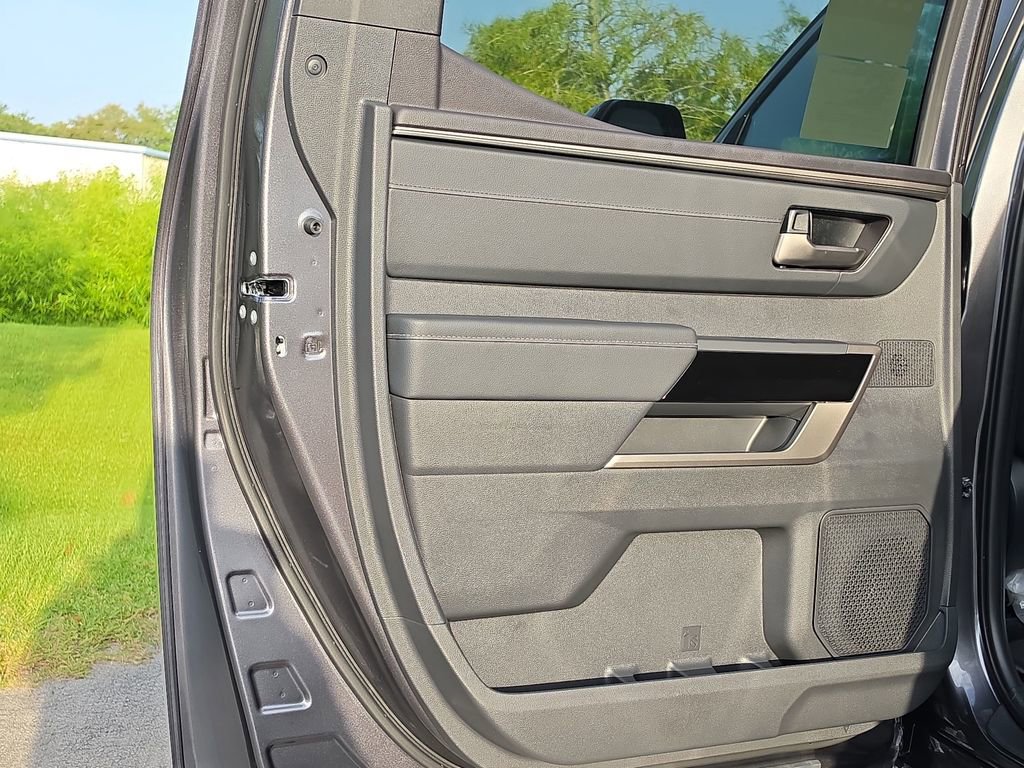 New 2026 Toyota Tundra Limited AWD/4WD image 28