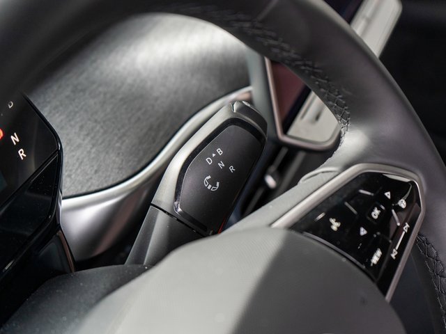 New 2025 Volkswagen ID. Buzz Pro S image 12