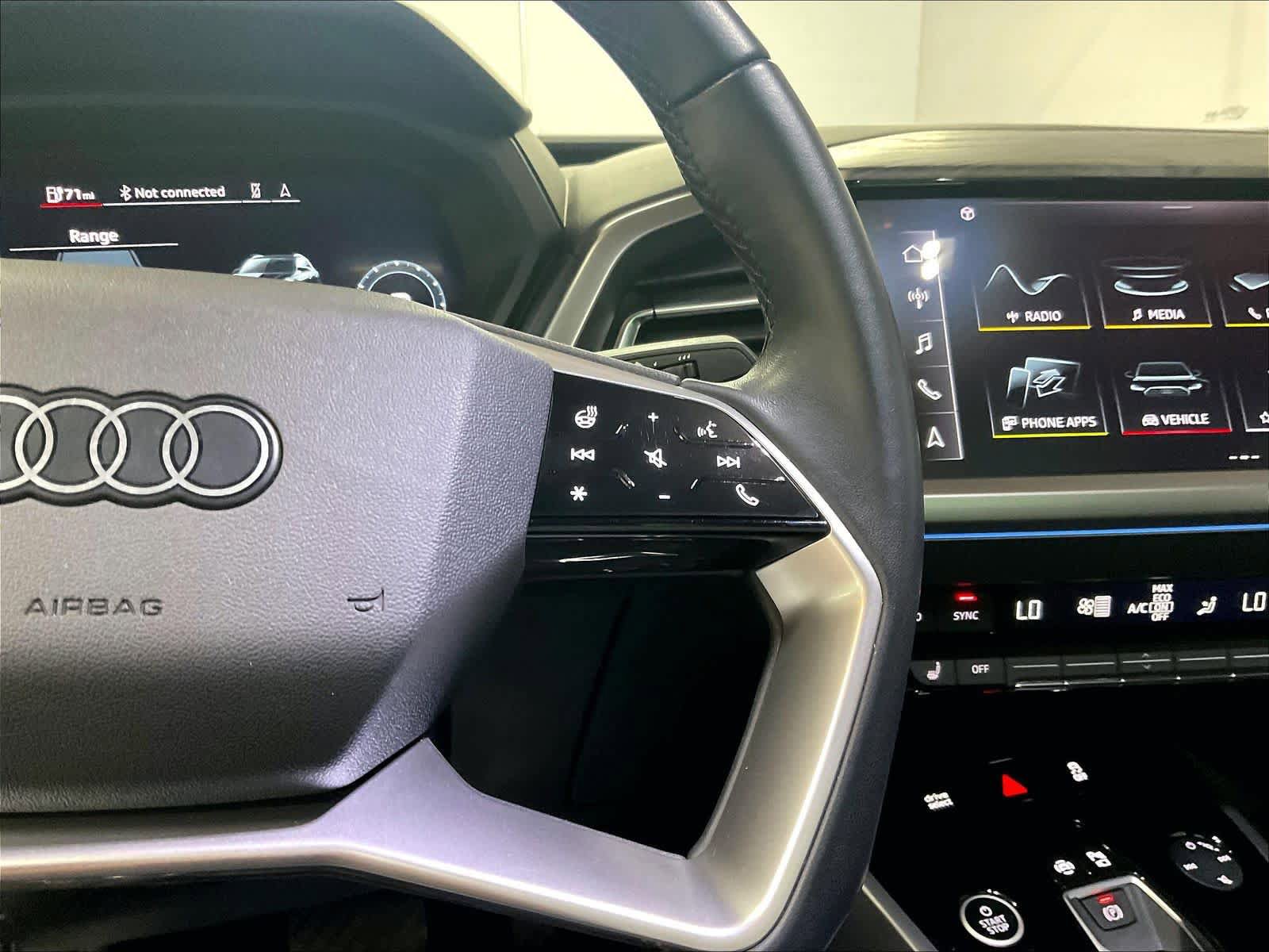 Used 2023 Audi Q4 e-tron Premium Plus w/ Premium Plus image 19