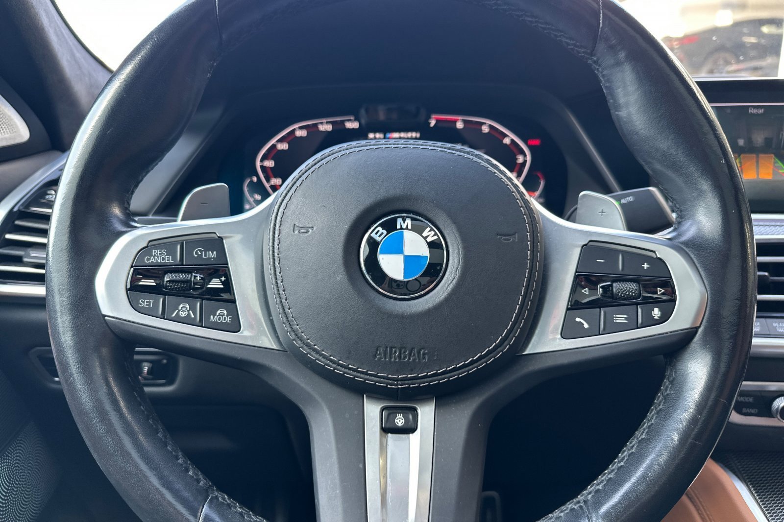 Used 2023 BMW X6 M50i w/ Executive Package AWD/4WD image 23