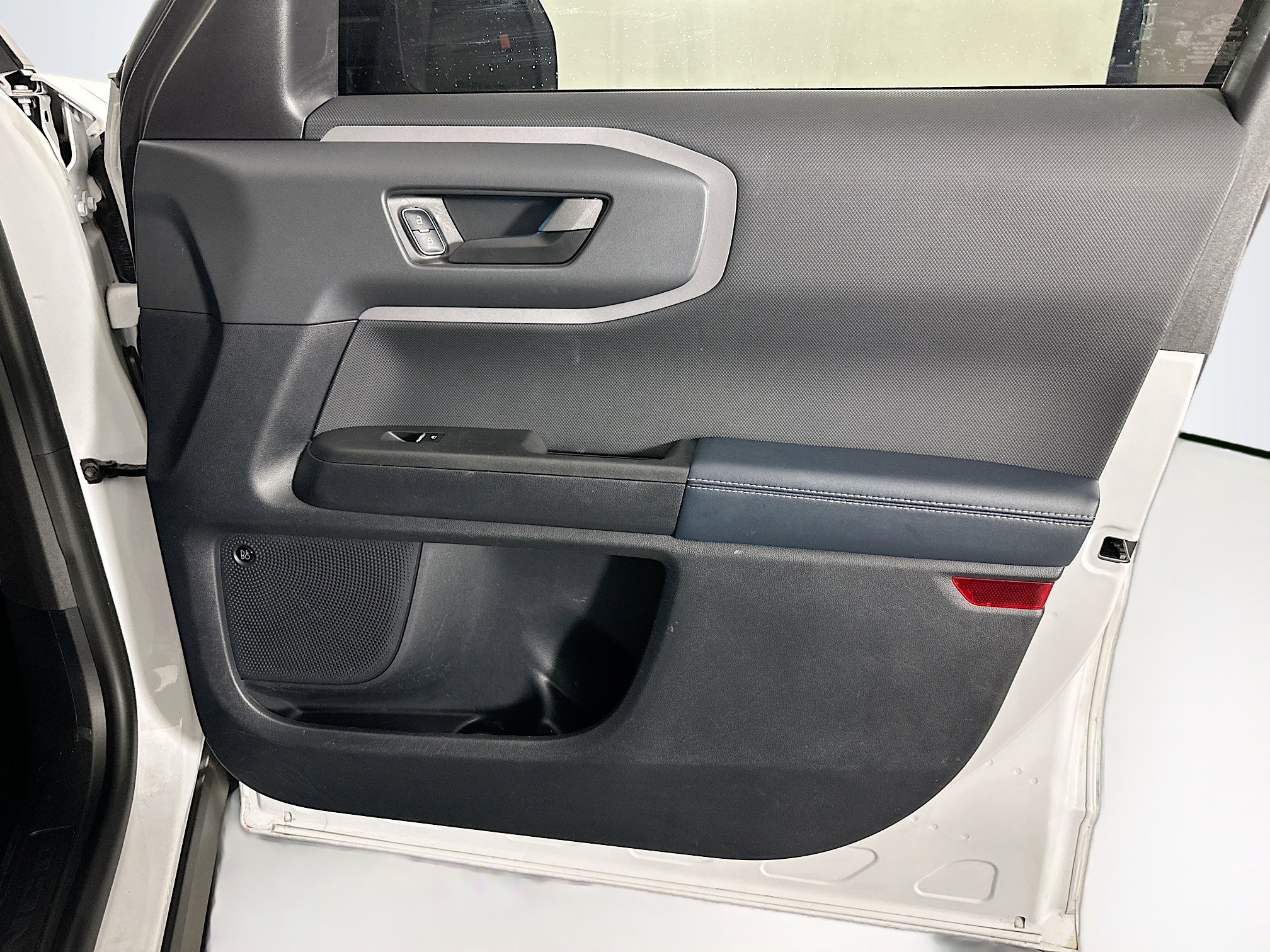 Used 2024 Ford Bronco Sport Outer Banks w/ Tech Package image 32