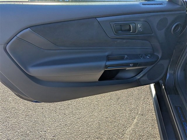 Used 2024 Ford Mustang Dark Horse image 10