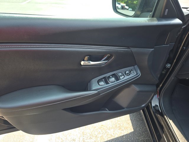 Used 2023 Nissan Sentra SV FWD image 15