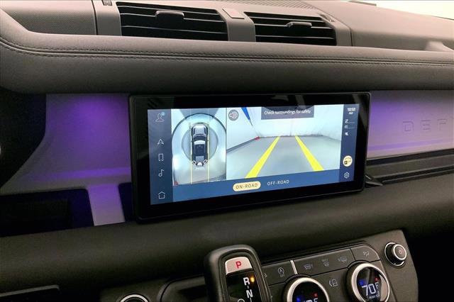 Used 2020 Land Rover Defender 110 SE image 17