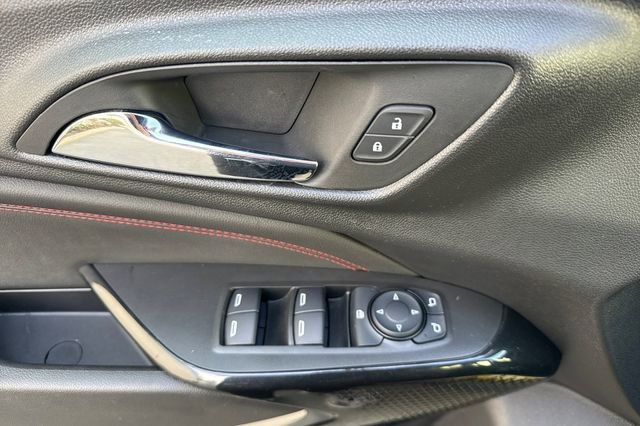 Certified 2025 Chevrolet Trax RS w/ Driver Confidence Package image 11