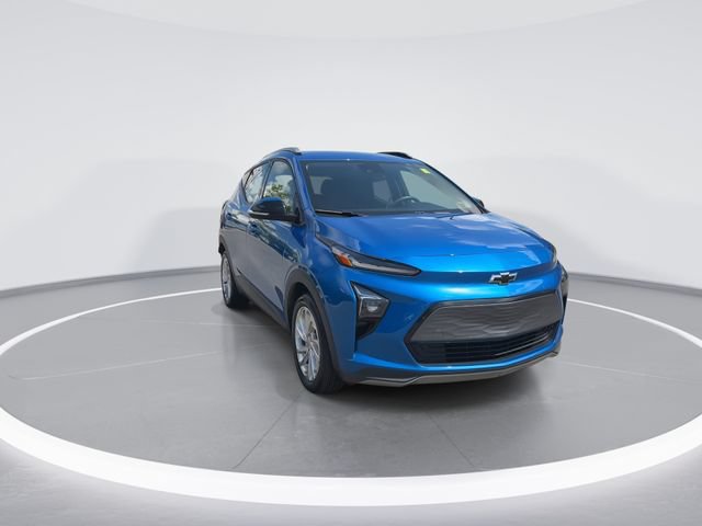 Used 2023 Chevrolet Bolt EUV LT w/ Driver Confidence Package FWD image 2