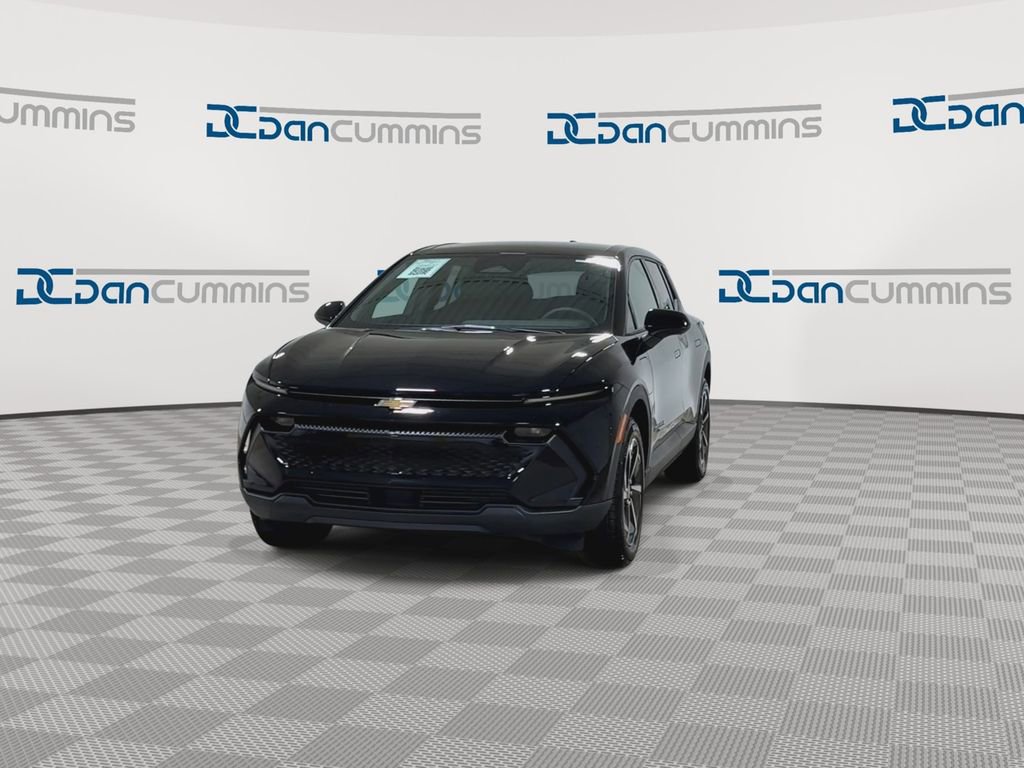 Used 2026 Chevrolet Equinox EV LT FWD image 4