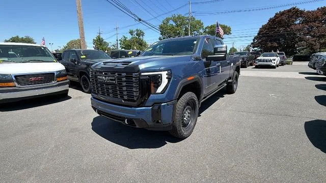 New 2026 GMC Sierra 2500 Denali Ultimate AWD/4WD image 3