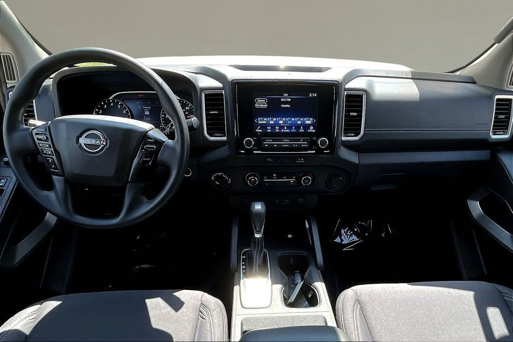 Used 2023 Nissan Frontier SV w/ Tow Package AWD/4WD image 8