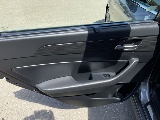 Used 2019 Hyundai Sonata Limited w/ Ultimate Package 04 FWD image 12