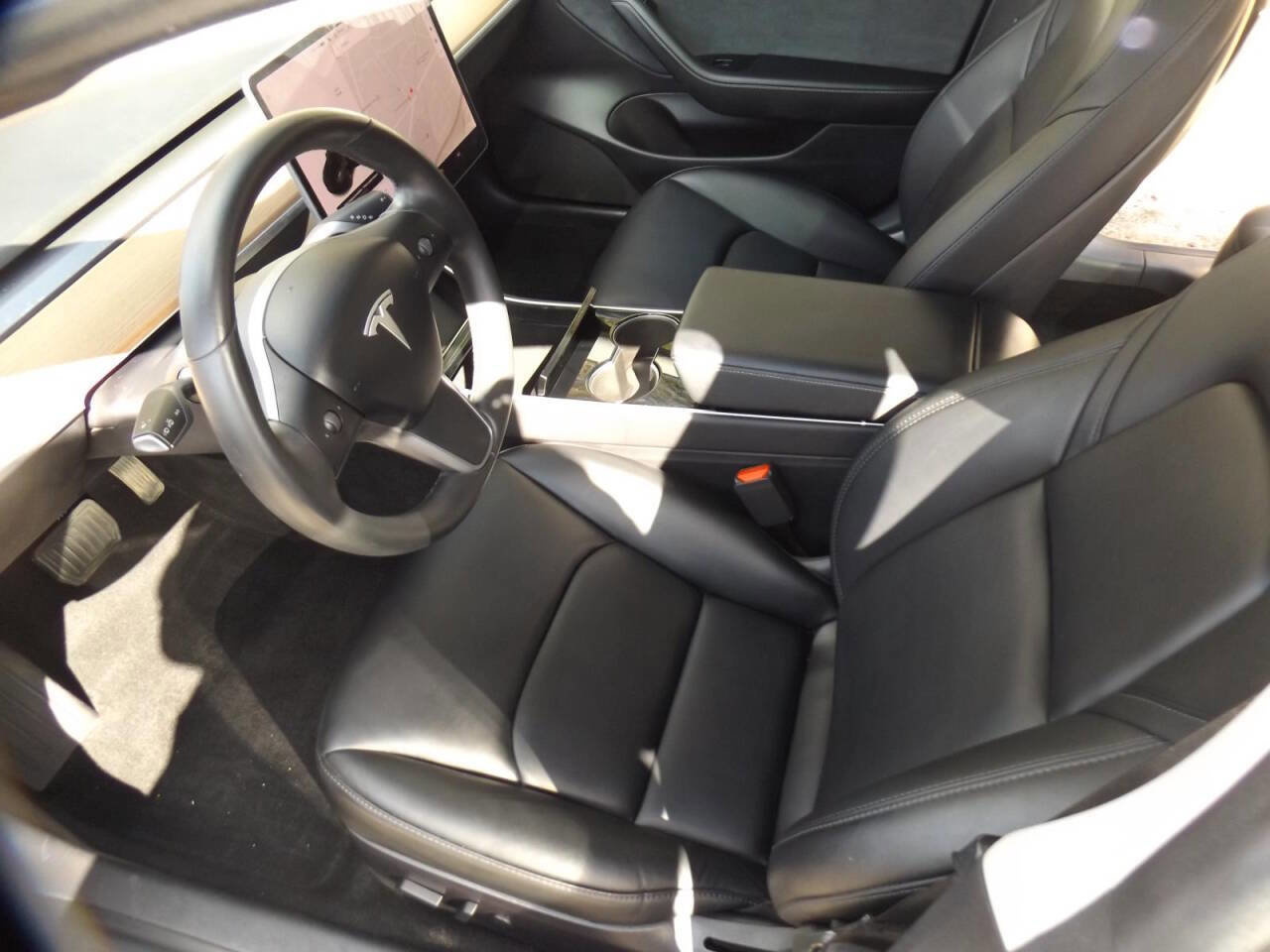 Used 2019 Tesla Model 3 Standard Range Plus image 14