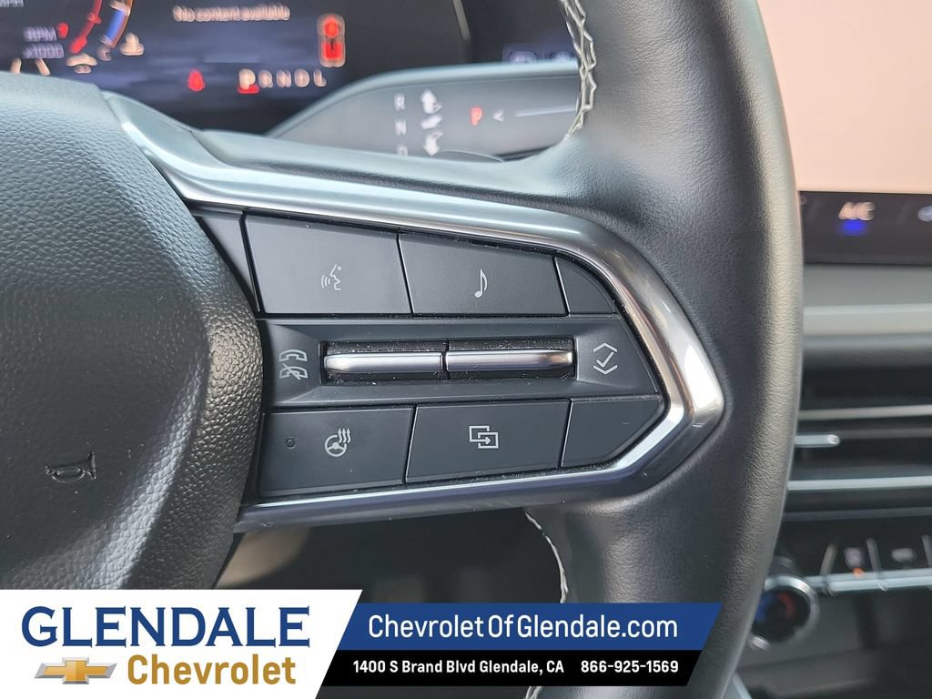 Certified 2024 Chevrolet Traverse LT AWD/4WD image 32