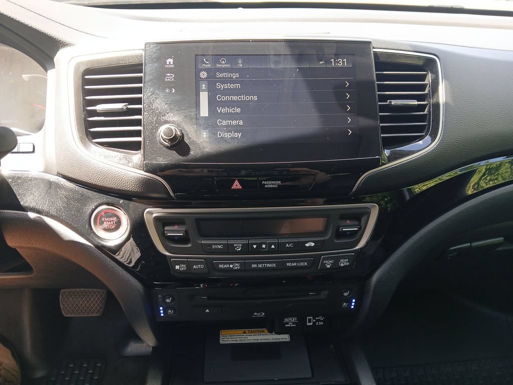 Used 2022 Honda Pilot Elite image 27