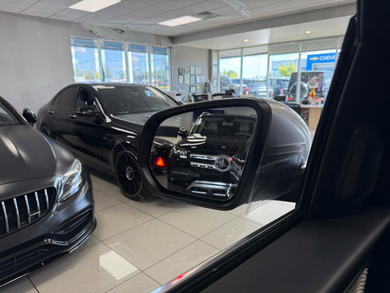 Used 2021 Mercedes-Benz GLS 450 4MATIC image 30