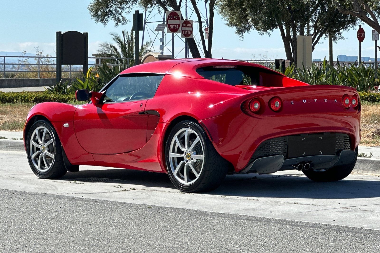 Used 2007 Lotus Elise RWD image 6