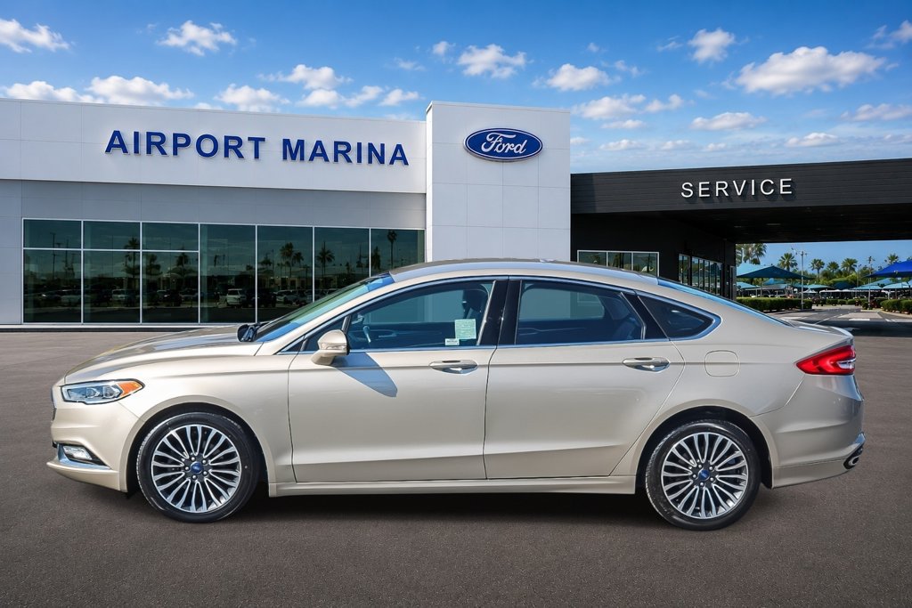 Certified 2017 Ford Fusion SE w/ Fusion SE Technology Package FWD image 5