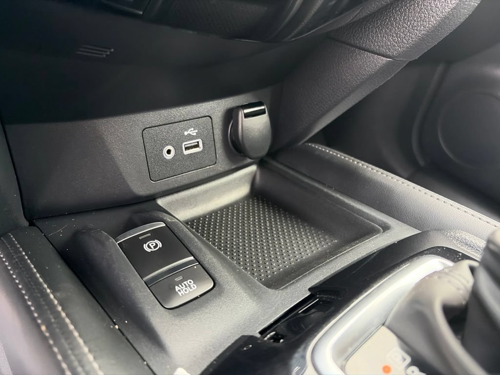 Used 2019 Nissan Rogue SL w/ Premium Package AWD/4WD image 21