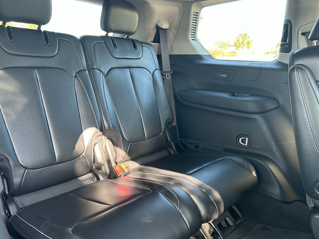 Used 2021 Jeep Grand Cherokee L Limited image 36