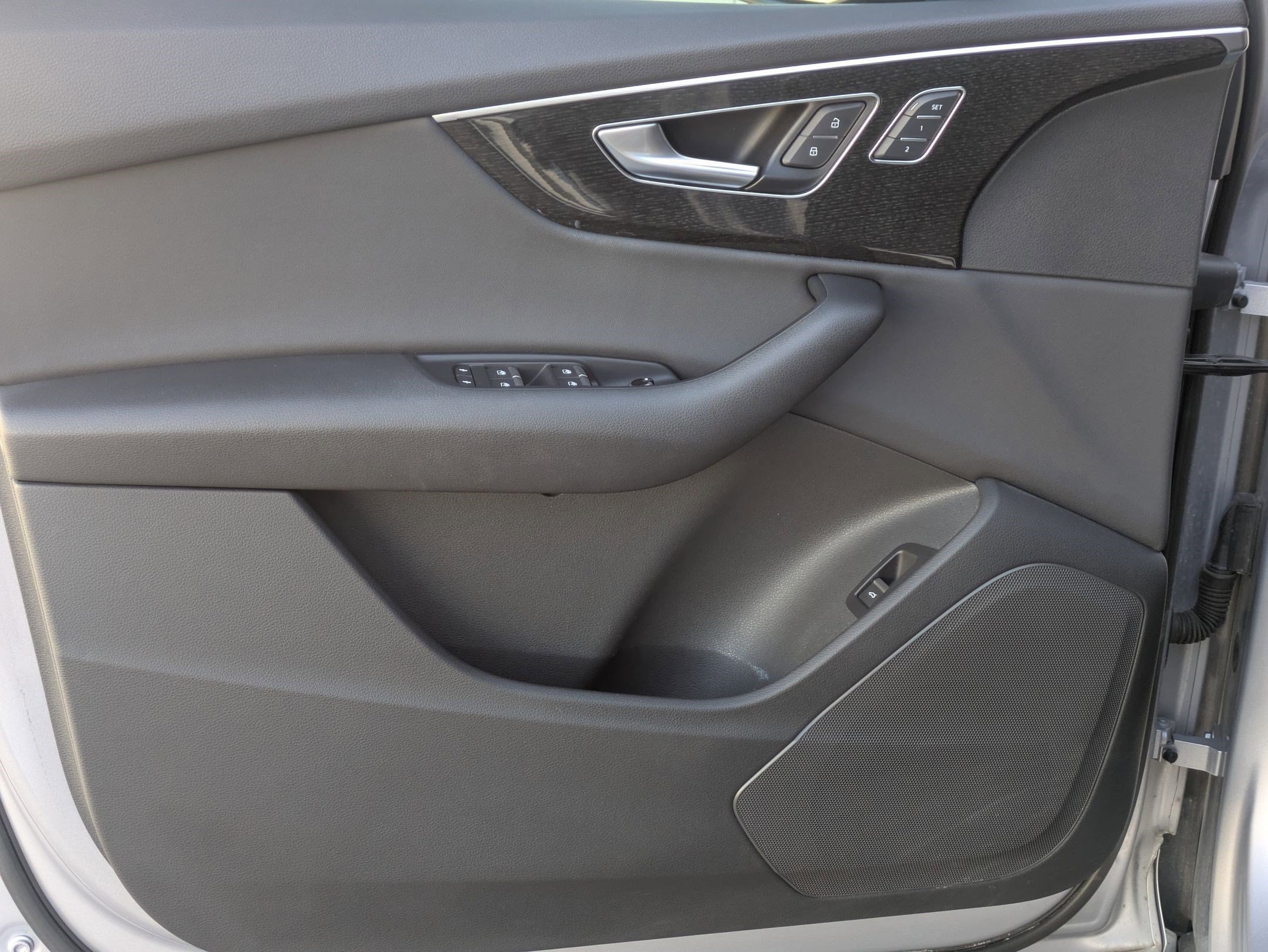 Used 2020 Audi Q7 3.0T Premium w/ Convenience Package image 9