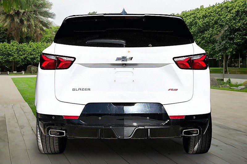 Used 2019 Chevrolet Blazer RS w/ Sun and Wheels Package FWD image 3