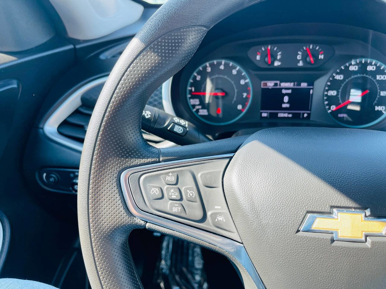 Used 2024 Chevrolet Malibu LT image 29