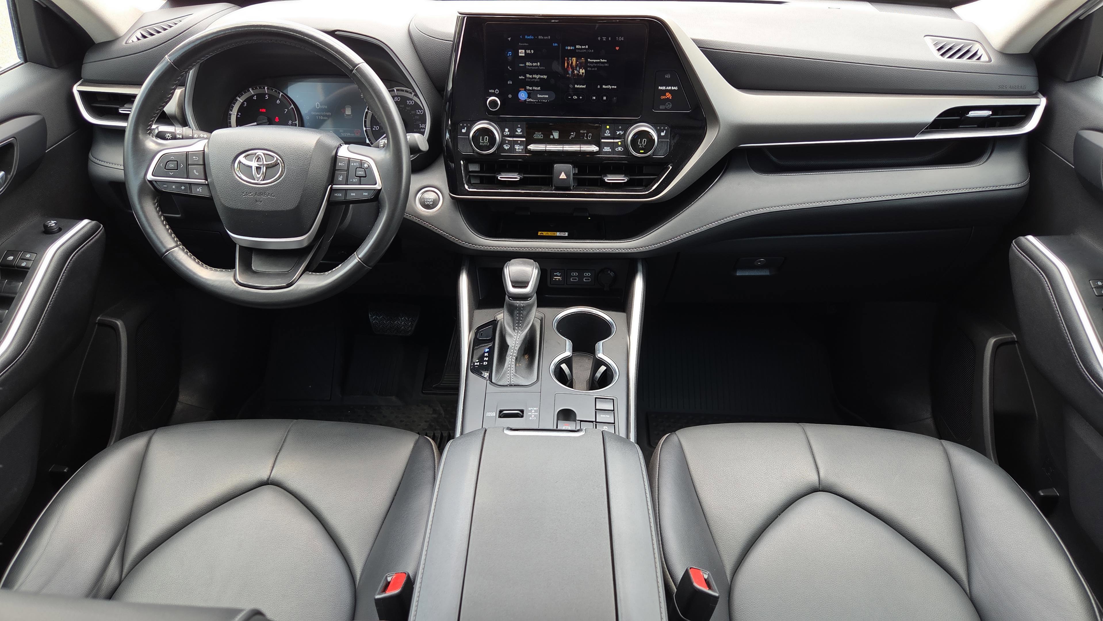 Certified 2024 Toyota Highlander XLE FWD image 16