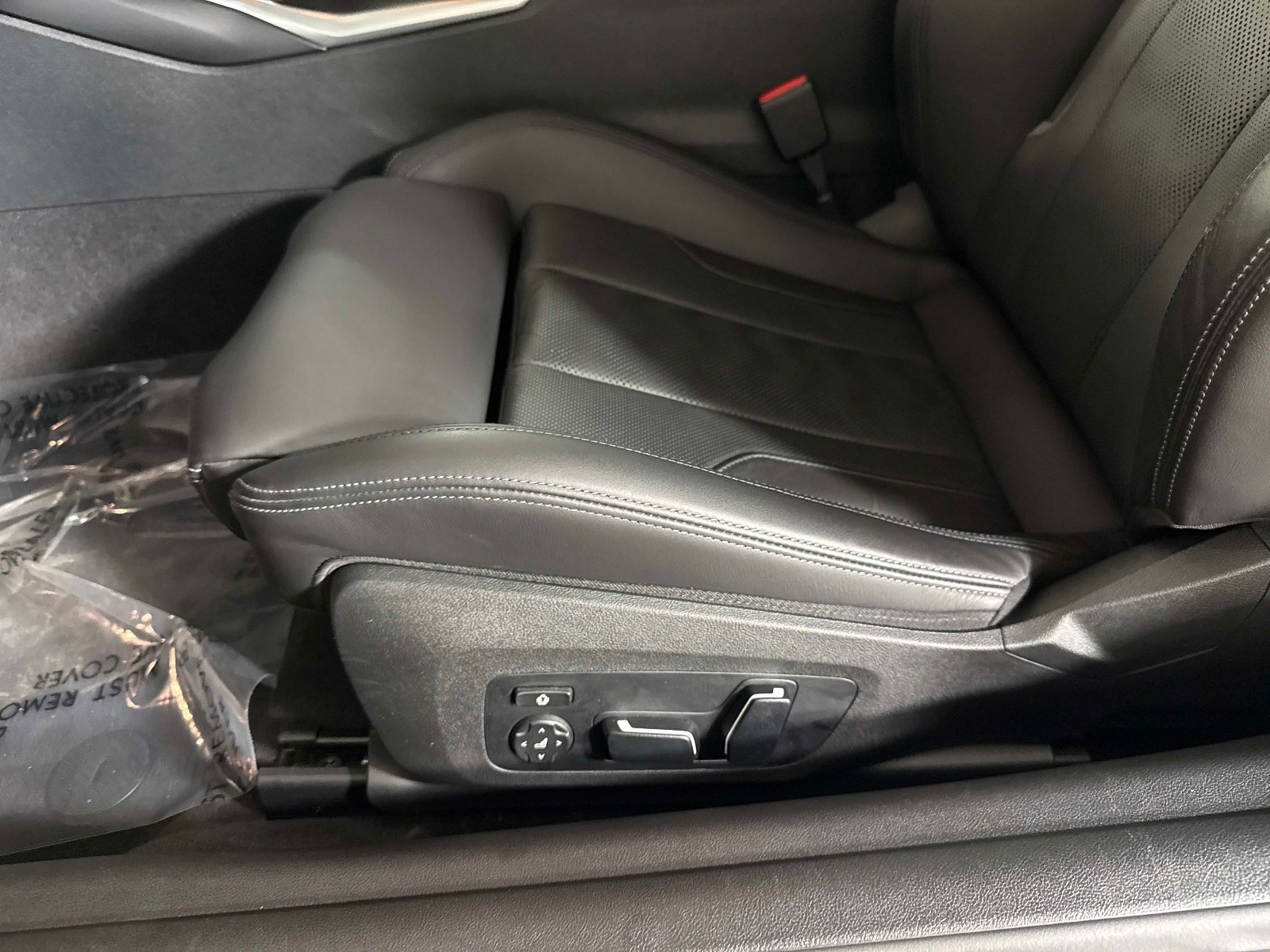 Used 2026 BMW M4 xDrive Competition image 33