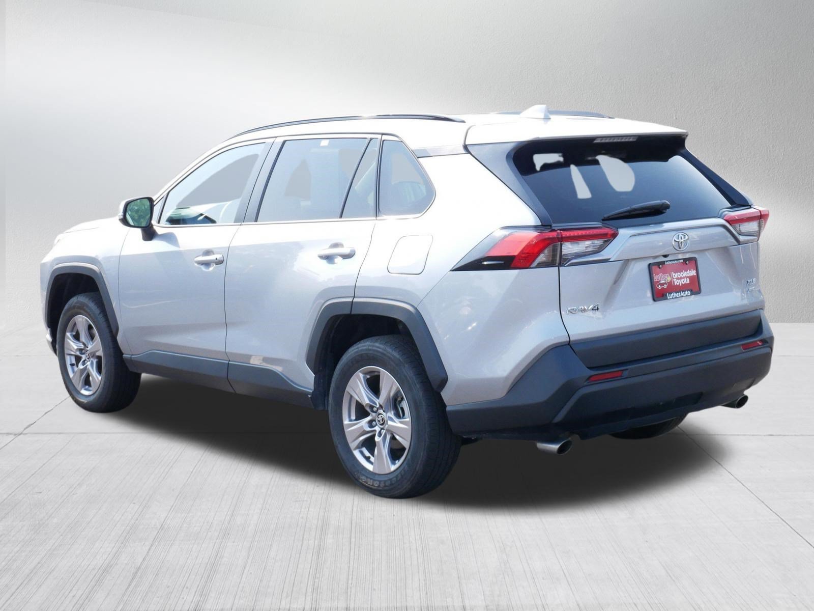 Certified 2025 Toyota RAV4 XLE AWD/4WD image 5