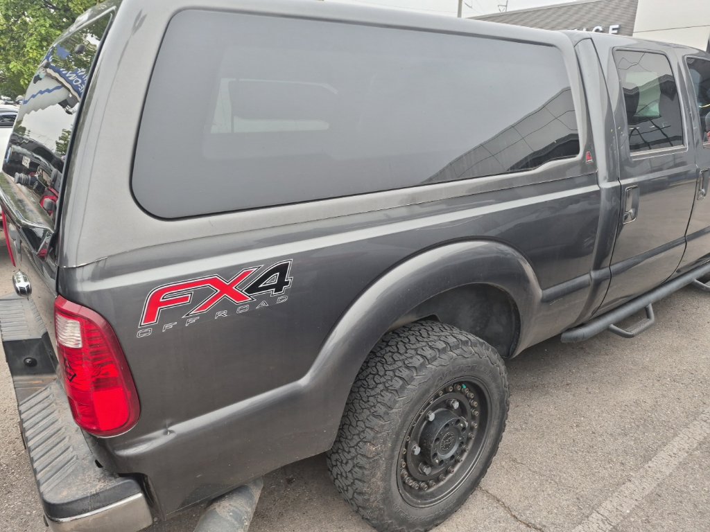 Used 2015 Ford F250 Lariat w/ Lariat Ultimate Package AWD/4WD image 18