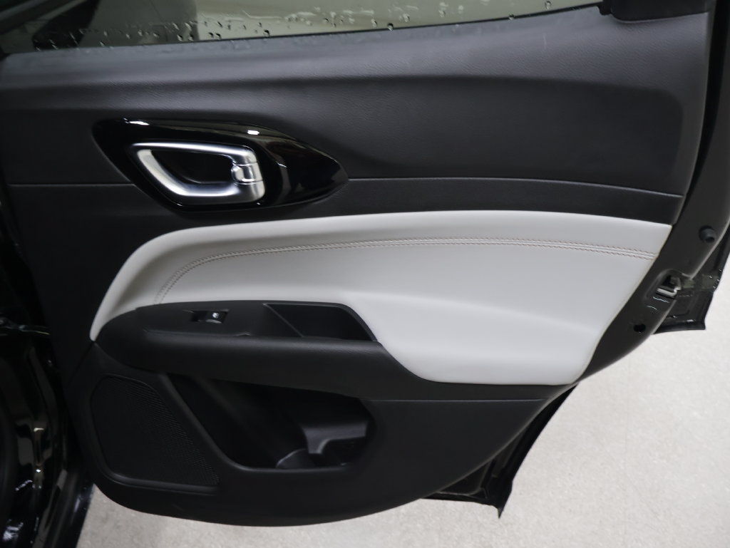 New 2026 Jeep Compass Limited AWD/4WD image 14