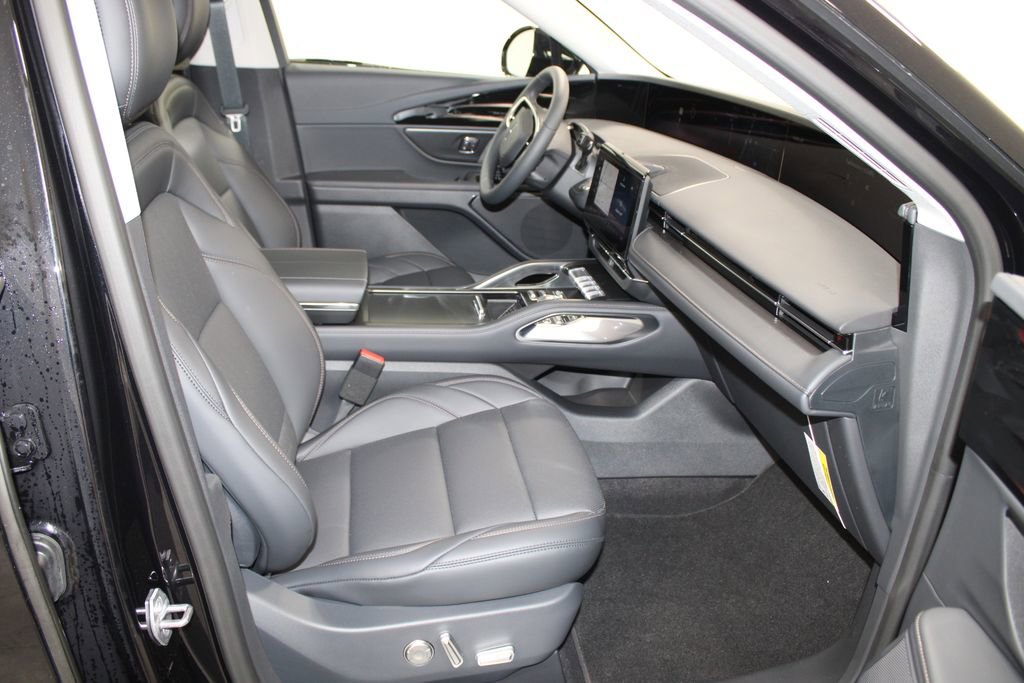 New 2026 Lincoln Nautilus Premier w/ Jet Appearance Package AWD/4WD image 28