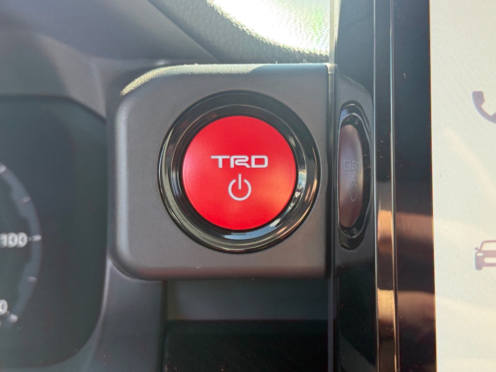 Used 2024 Toyota Tacoma TRD Pro AWD/4WD image 28