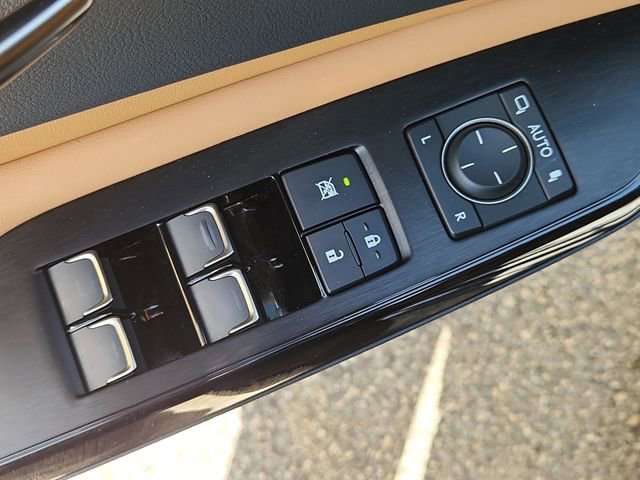 Used 2022 Lexus ES 350 w/ Premium Package image 24