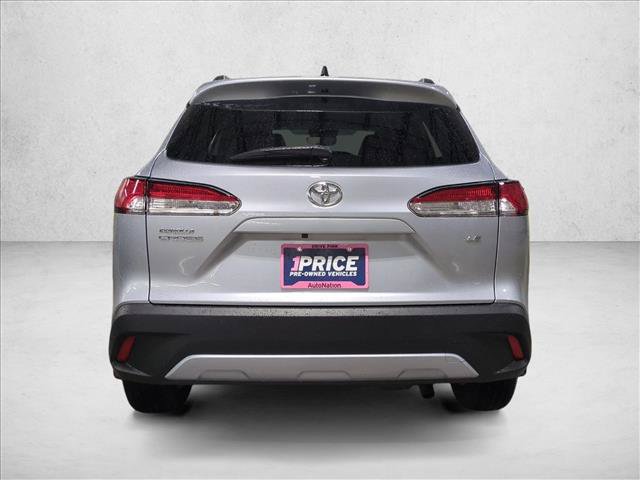 Certified 2025 Toyota Corolla Cross LE FWD image 7