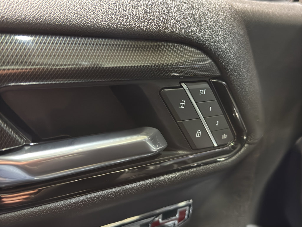 Used 2025 GMC Sierra 1500 AT4 w/ AT4 Premium Package image 38