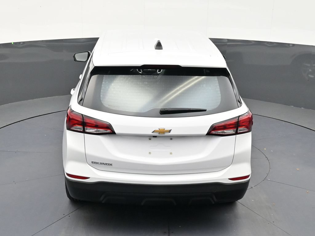 Used 2024 Chevrolet Equinox LS FWD image 12