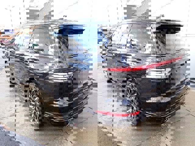 New 2026 Lincoln Aviator Black Label w/ Jet Appearance Package image 3