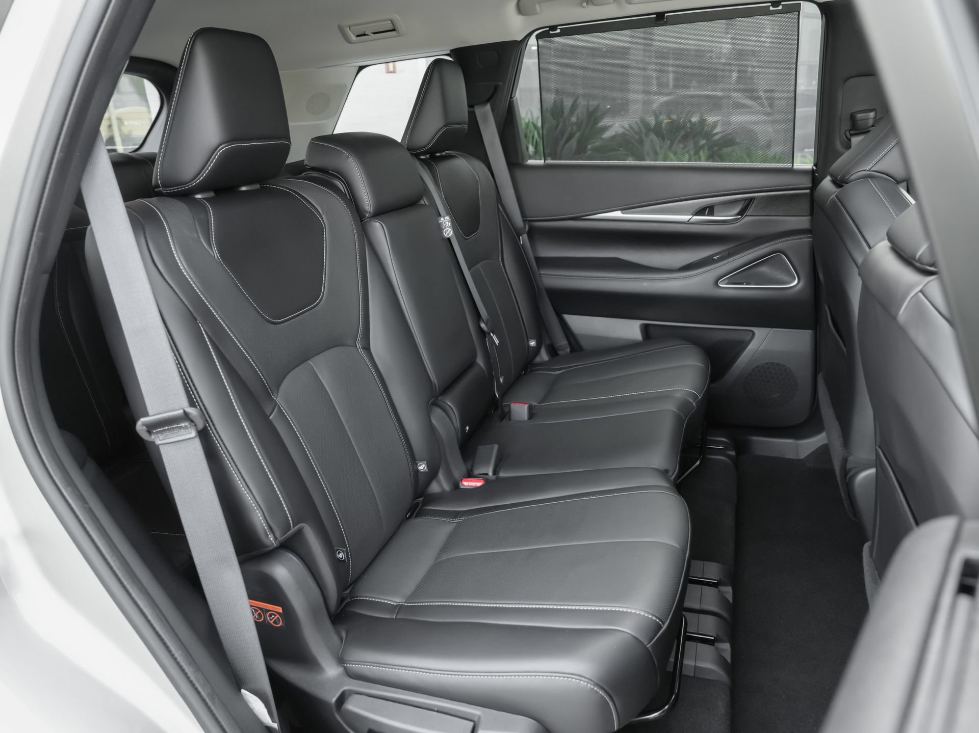 Certified 2023 INFINITI QX60 Sensory w/ Vision Package FWD image 36