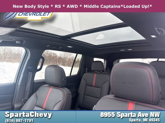 Used 2024 Chevrolet Traverse RS image 14