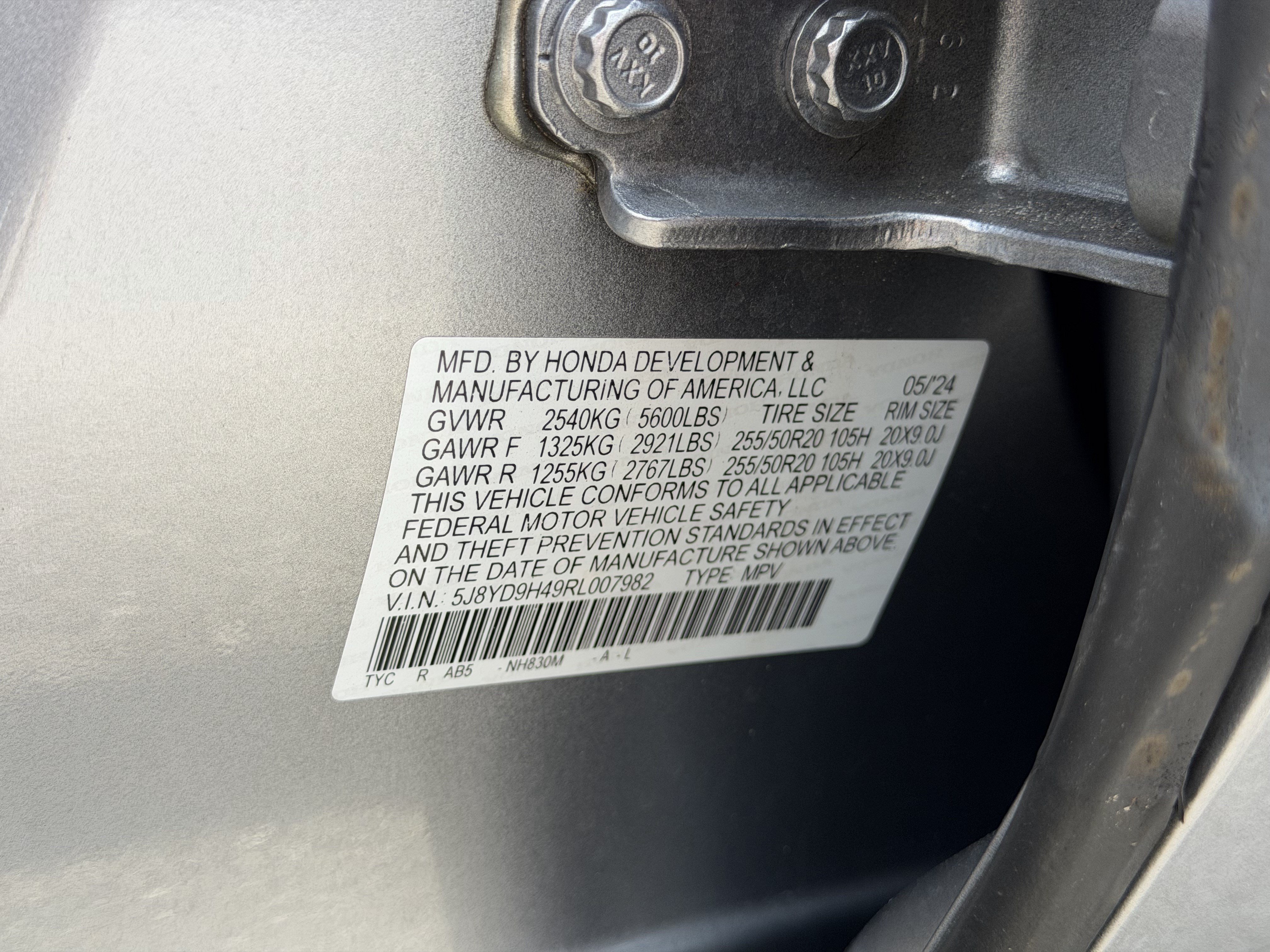 Used 2024 Acura MDX w/ Technology Package FWD image 38