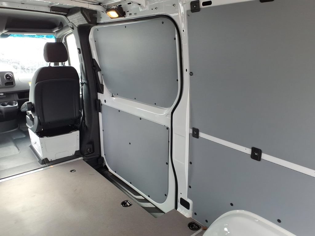 Used 2026 Mercedes-Benz Sprinter 2500 image 26