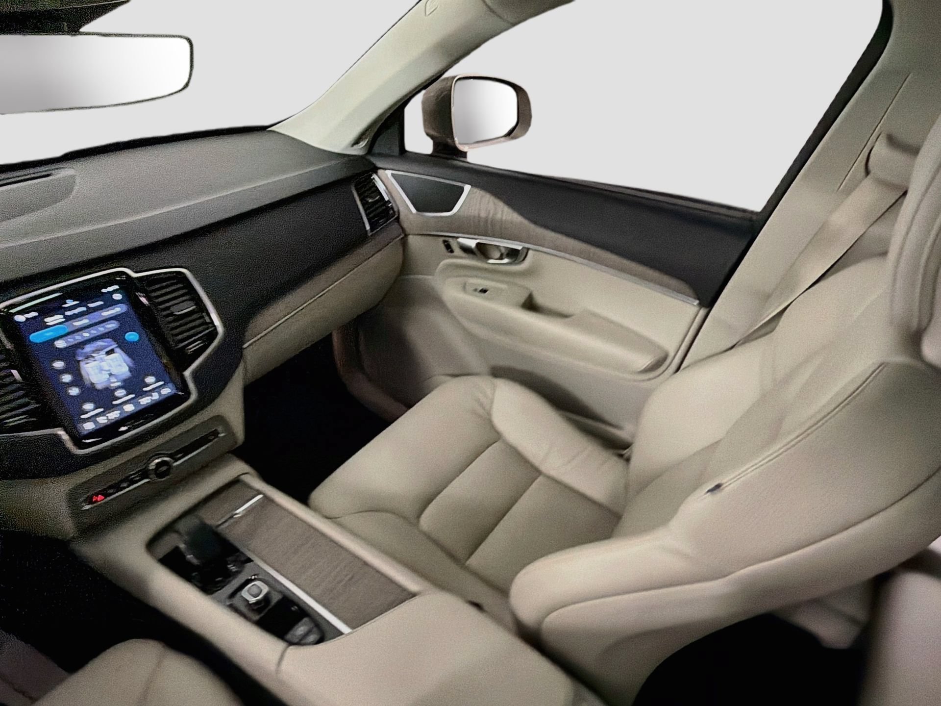 Certified 2024 Volvo XC90 B5 Plus AWD/4WD image 25