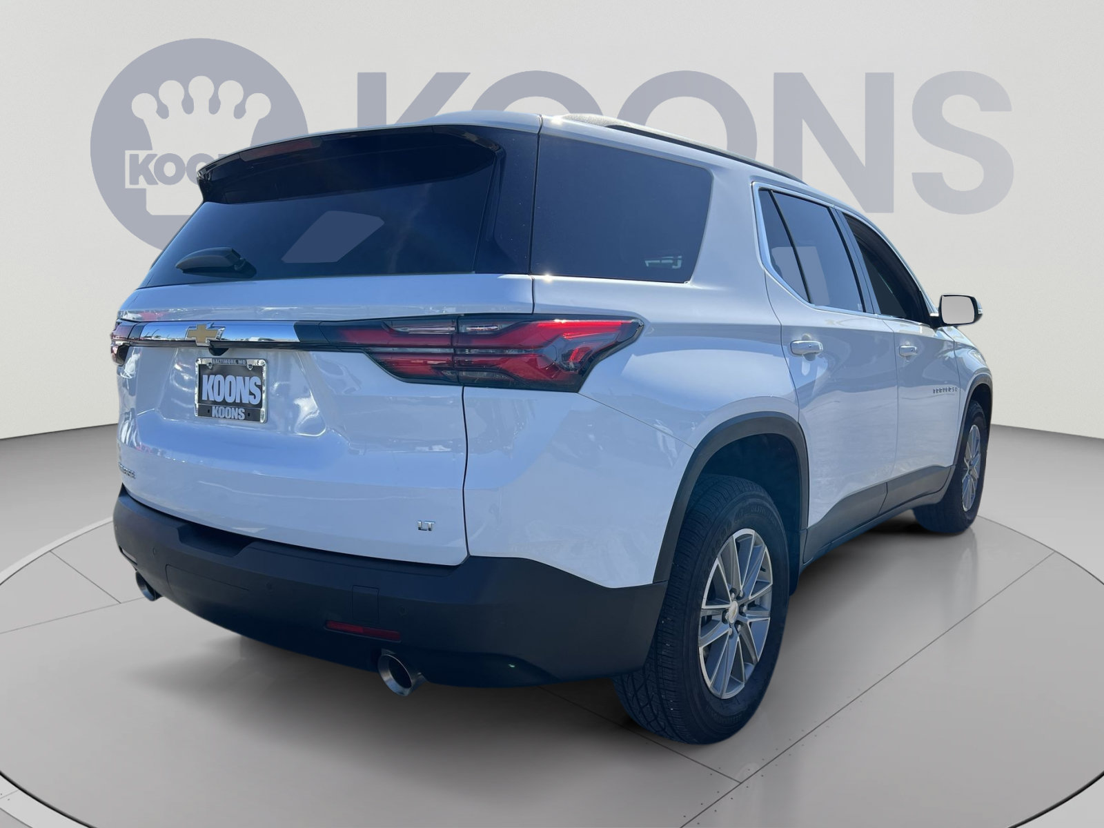 Used 2023 Chevrolet Traverse LT FWD image 7