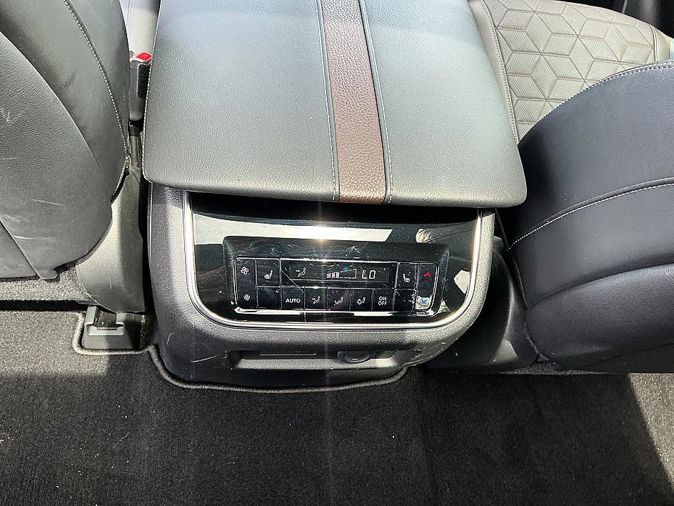 Certified 2025 Nissan Armada Platinum AWD/4WD image 26