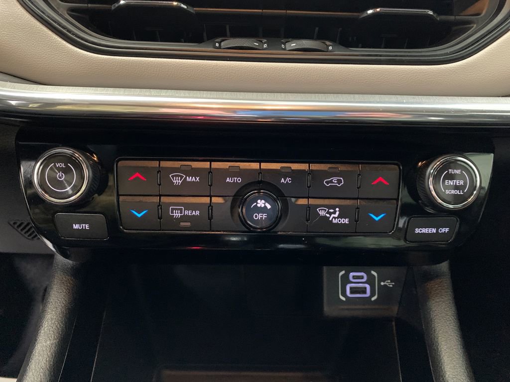 Used 2024 Jeep Compass Limited AWD/4WD image 26