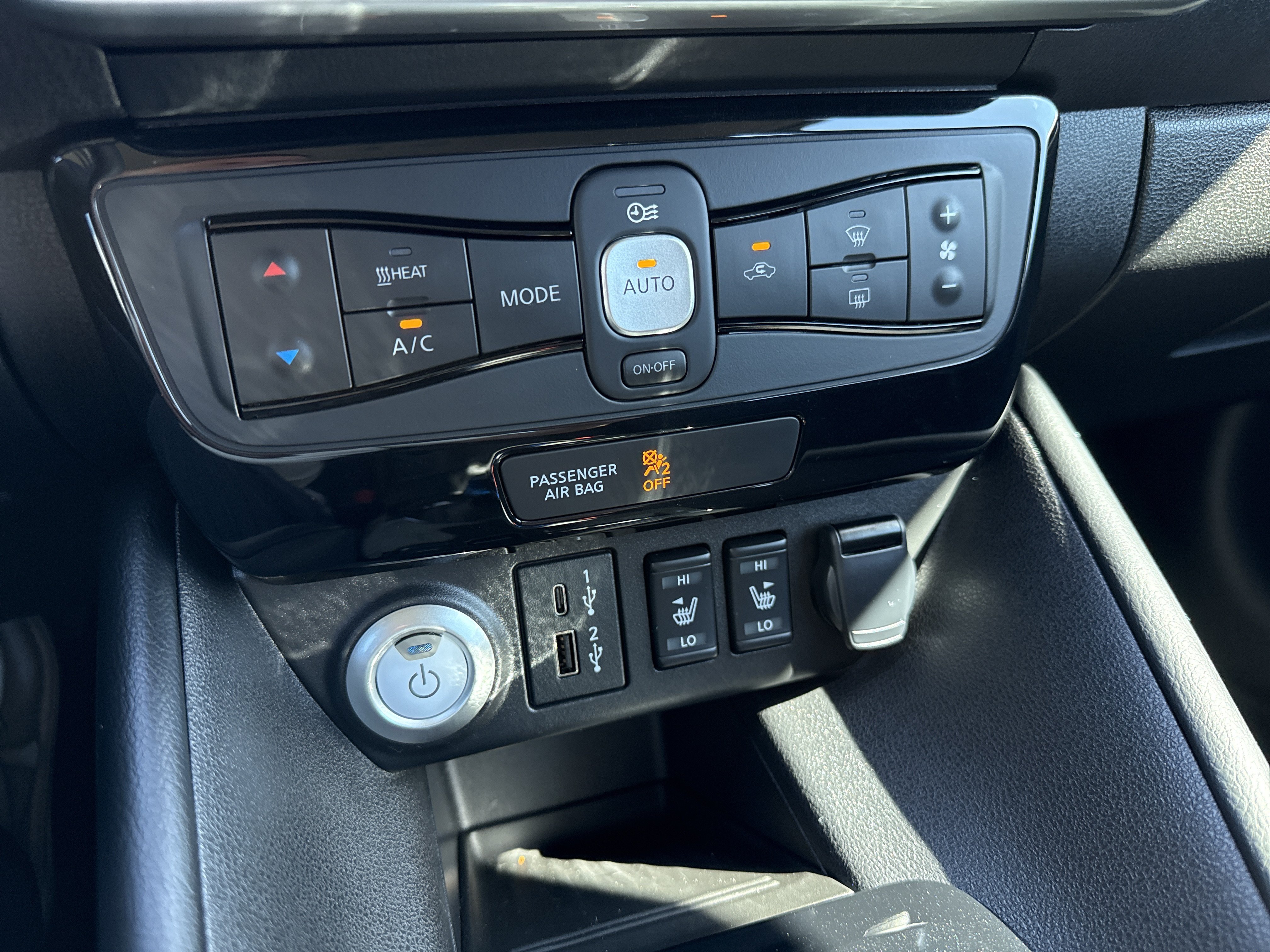 Certified 2024 Nissan Leaf SV Plus w/ Protection Package FWD image 20