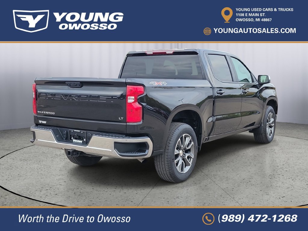 Used 2025 Chevrolet Silverado 1500 LT AWD/4WD image 3