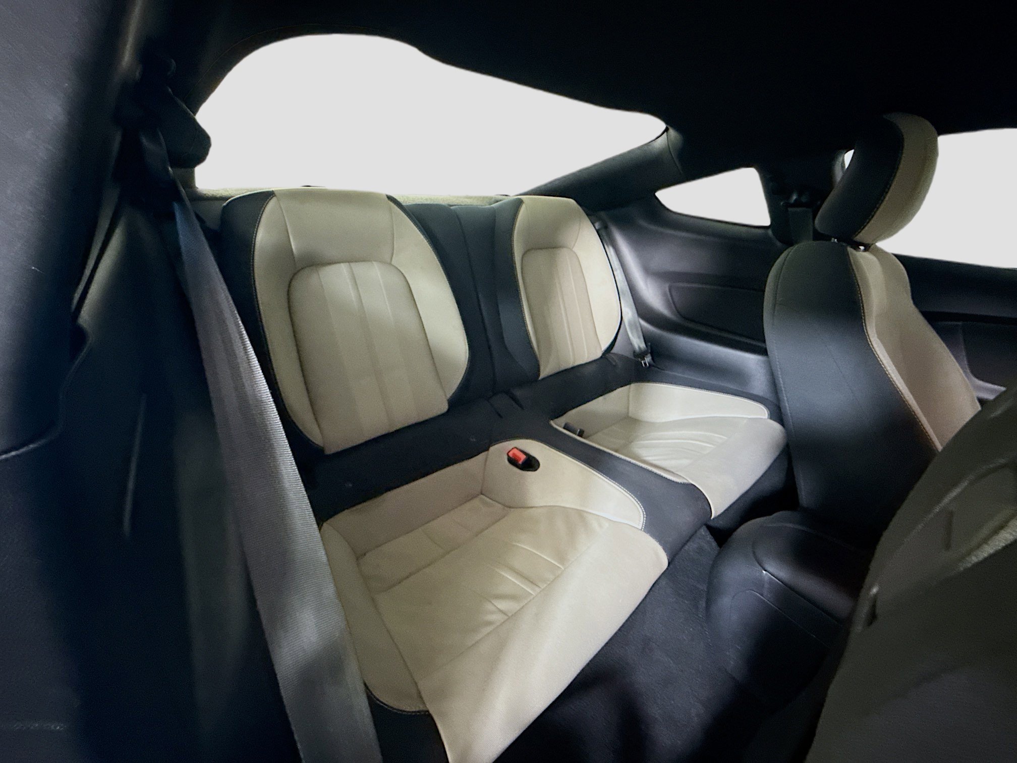 Used 2020 Ford Mustang EcoBoost w/ Black Accent Package image 26