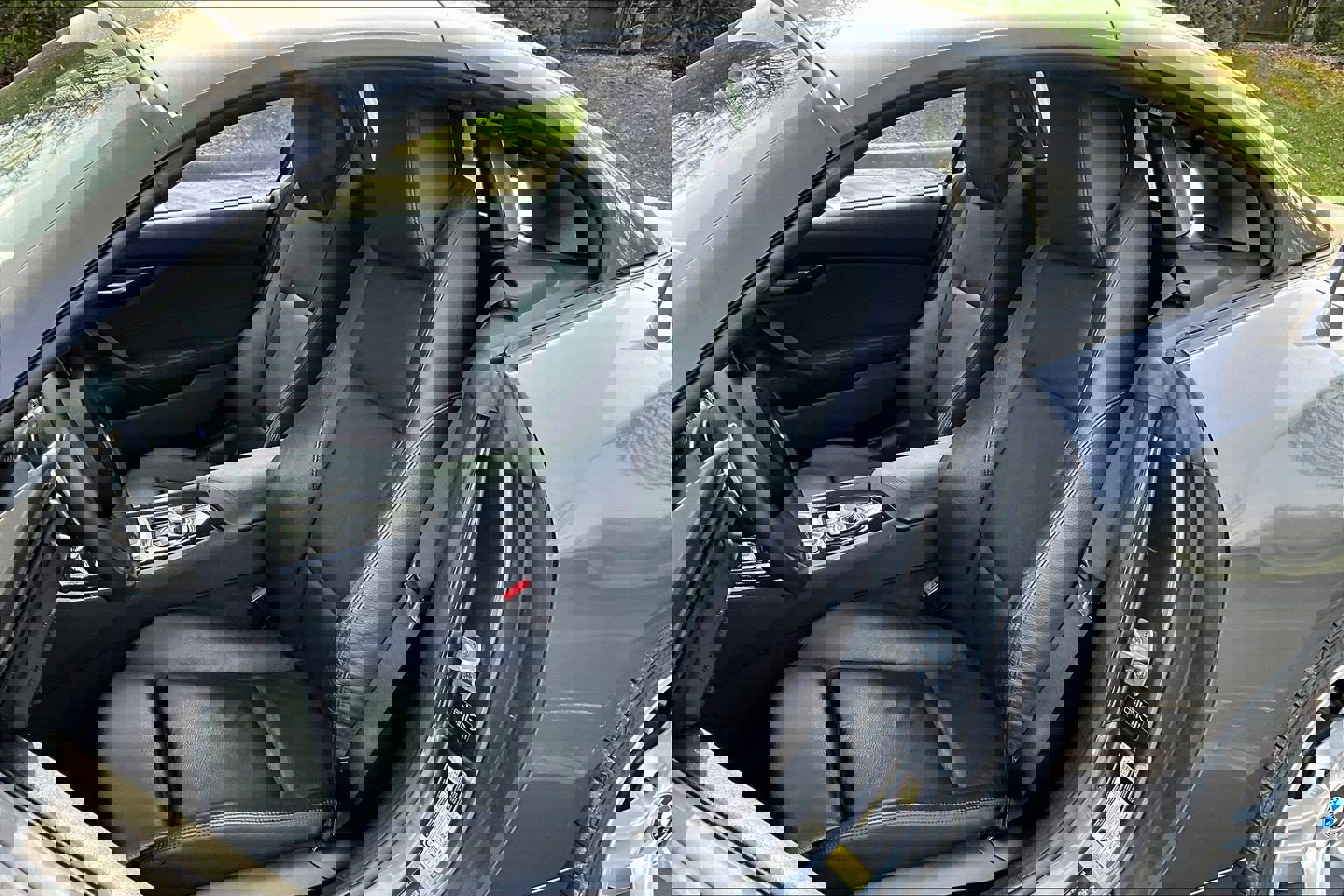 Used 2014 BMW Z4 sDrive35is image 4