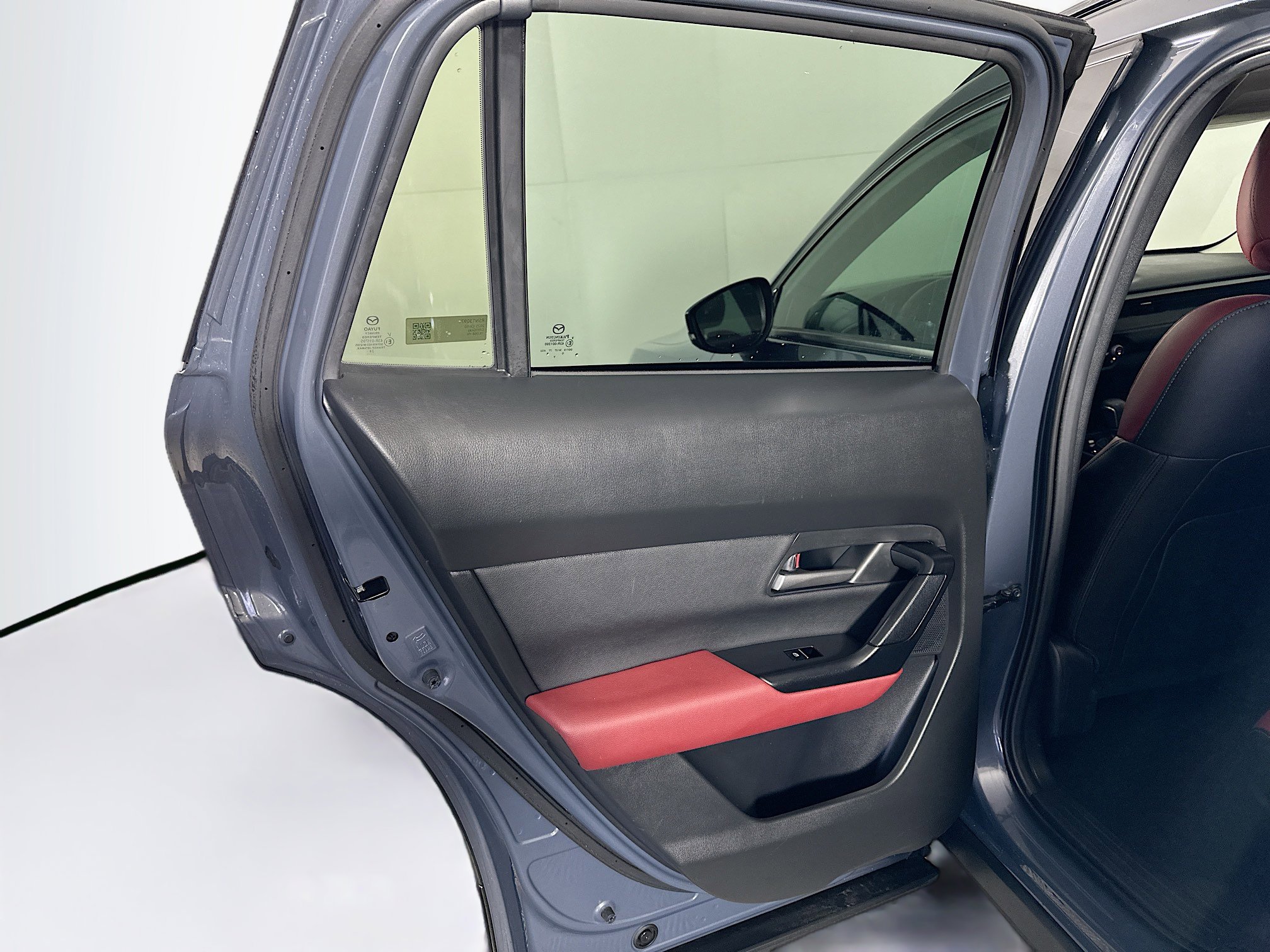 Used 2025 MAZDA CX-50 AWD 2.5 Hybrid w/ Premium Pkg image 25